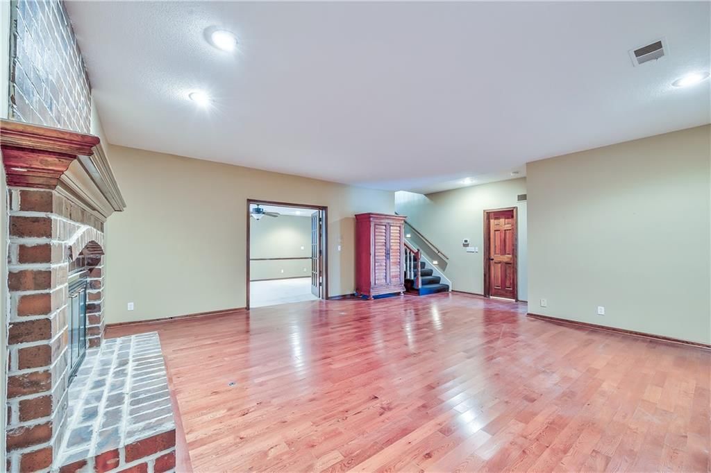 12452 Linden Street — photo 35