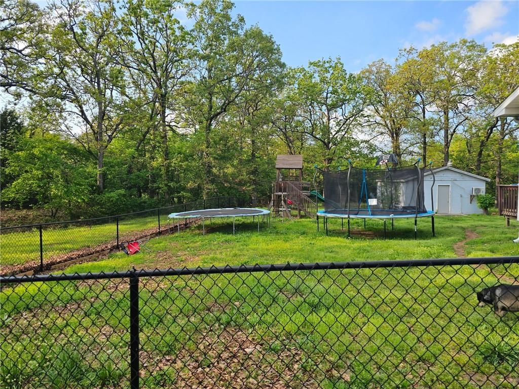 625 E 21st Street — photo 16