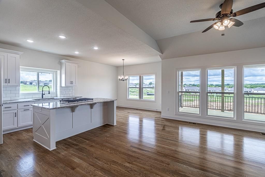 4605 Valley Ridge Court — photo 10