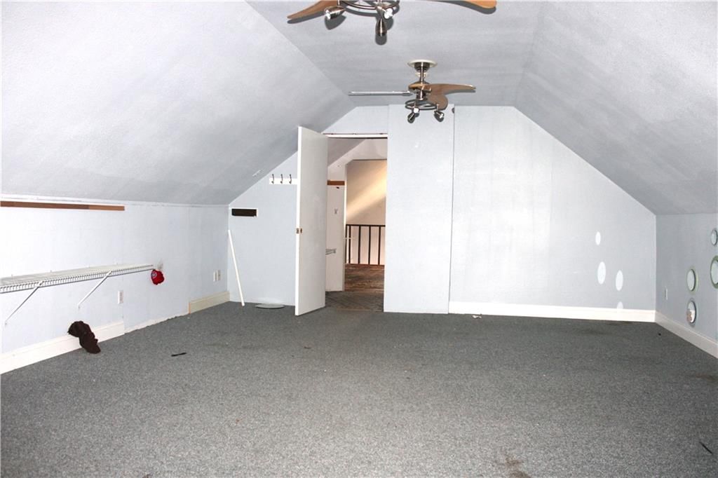 3102 Woodlawn Avenue — photo 5
