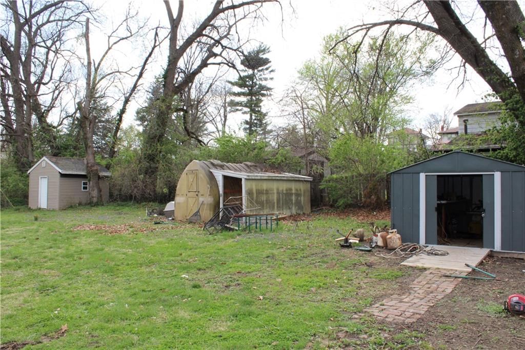 3102 Woodlawn Avenue — photo 9
