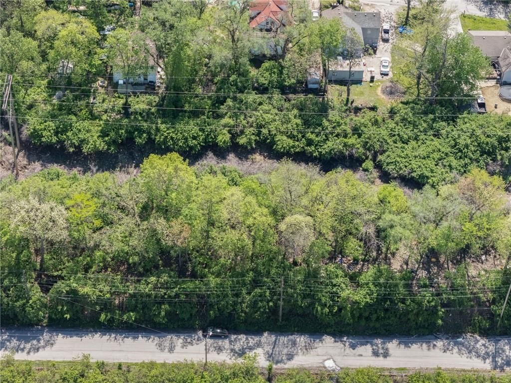 573 Metropolitan Avenue — photo 18