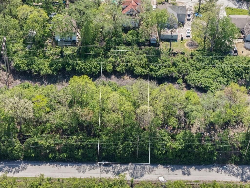 573 Metropolitan Avenue — photo 19