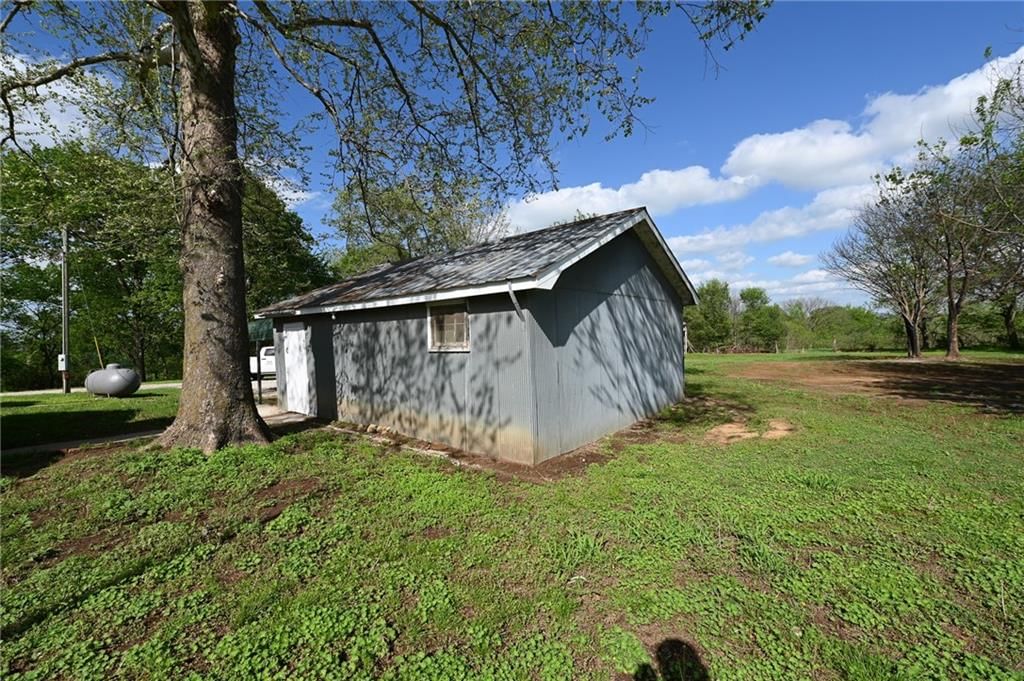 9351 S 2700 Road — photo 30