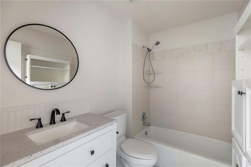 8721 N Campbell Street — photo 15