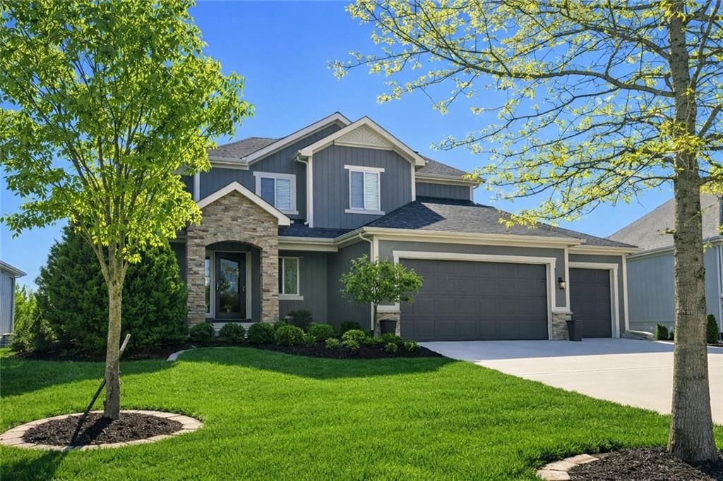16609 Slater Street, Overland Park, KS
