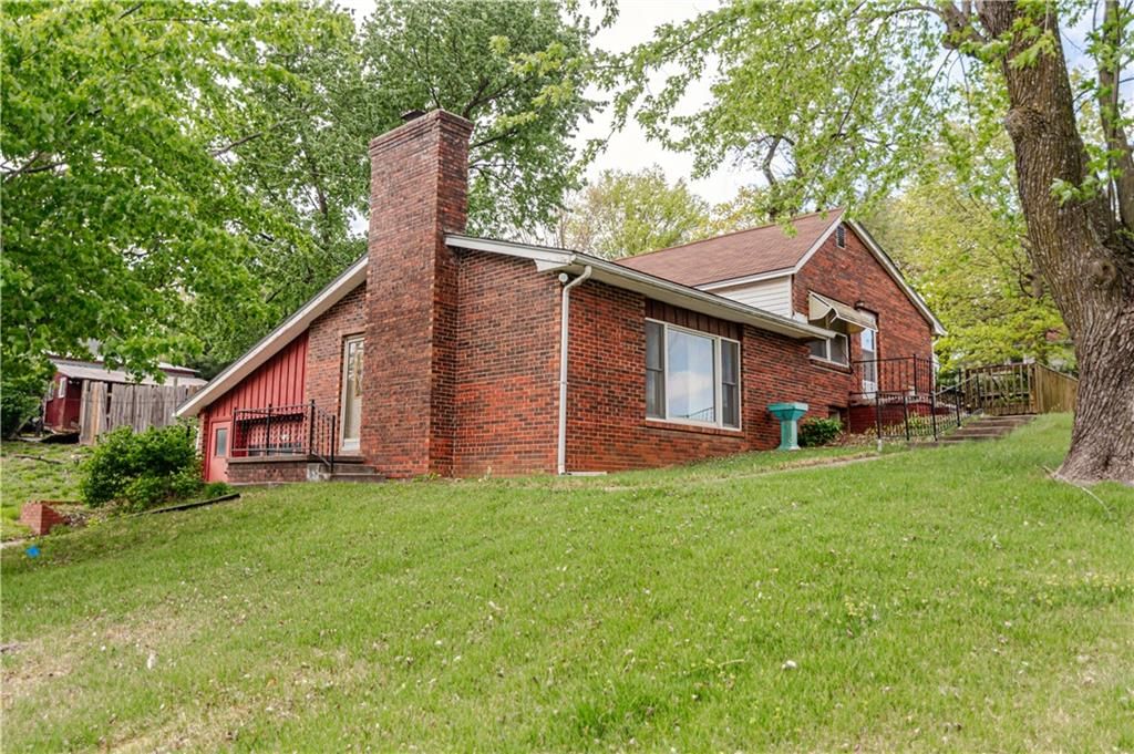 1219 Julia Street — photo 4