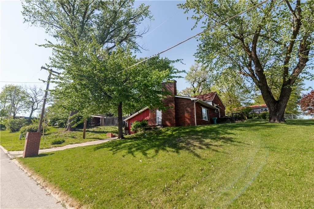 1219 Julia Street — photo 8