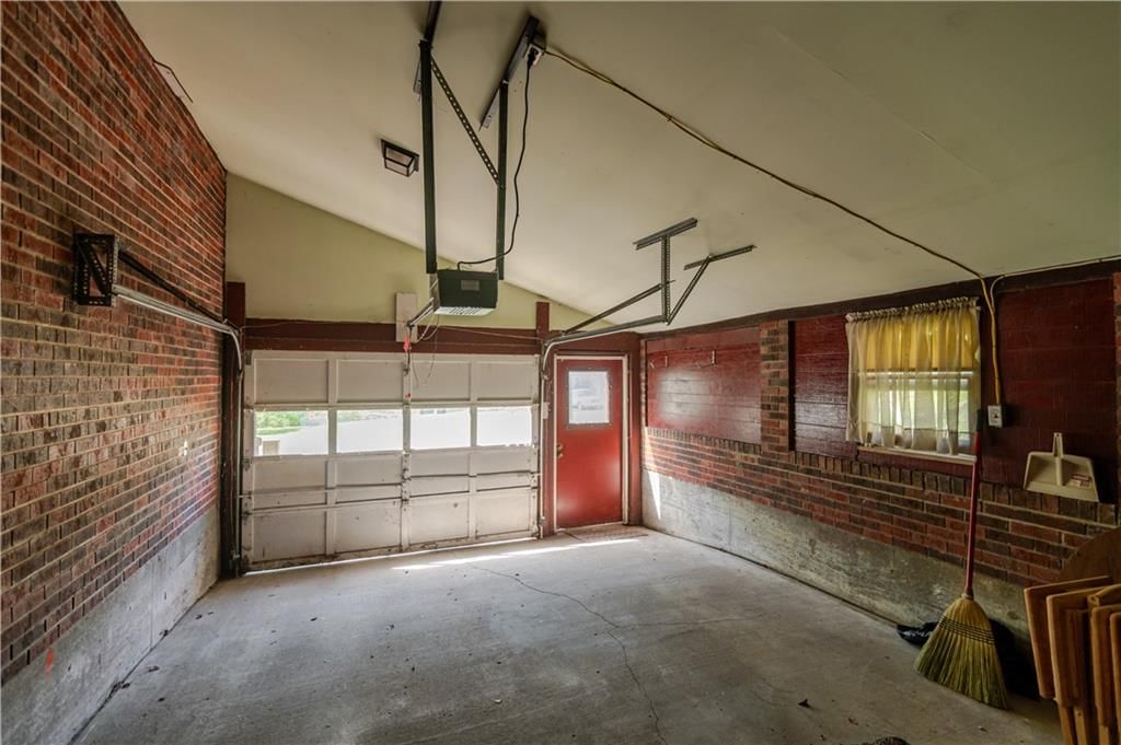 1219 Julia Street — photo 41