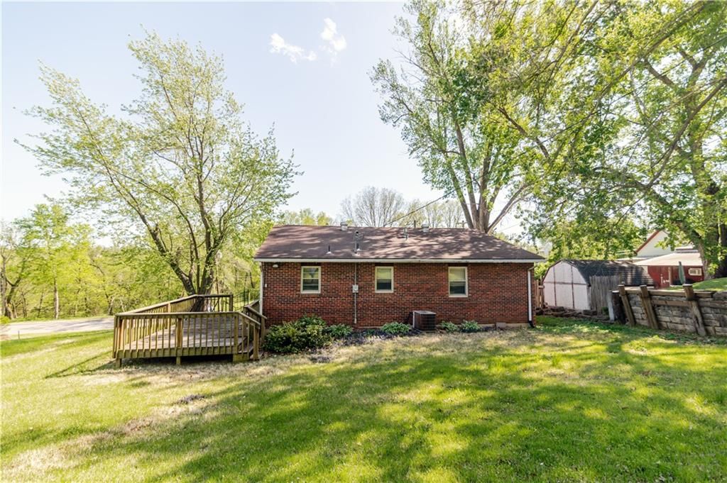 1219 Julia Street — photo 44
