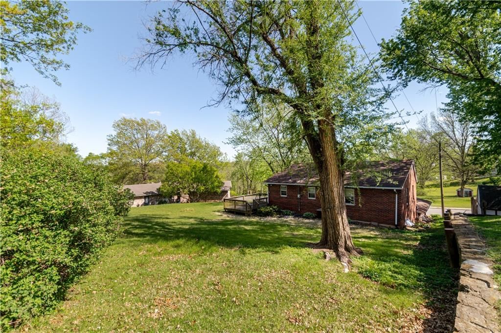 1219 Julia Street — photo 45