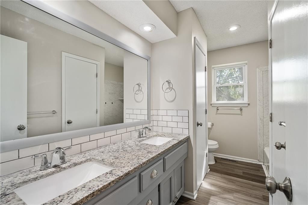 615 SE Westwind Drive — photo 15