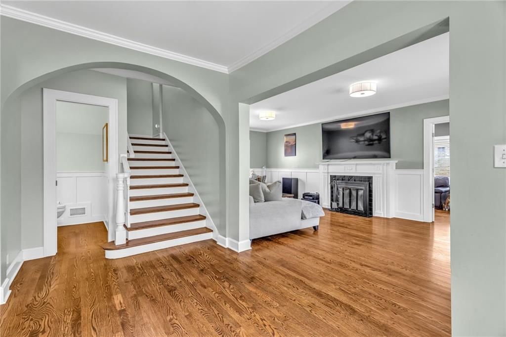 4975 Ward Parkway — photo 3