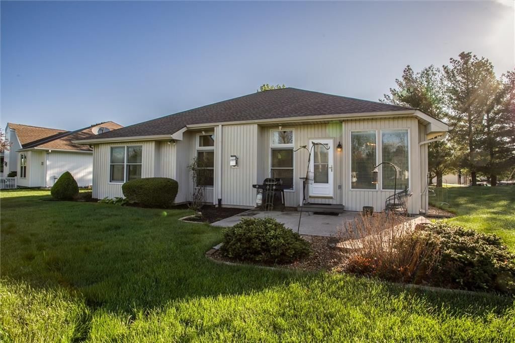 3316 S Victoria Drive — photo 3