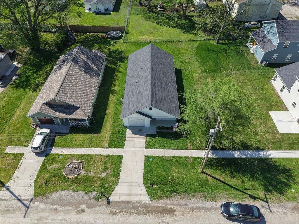 502 E Arthur Street — photo 25