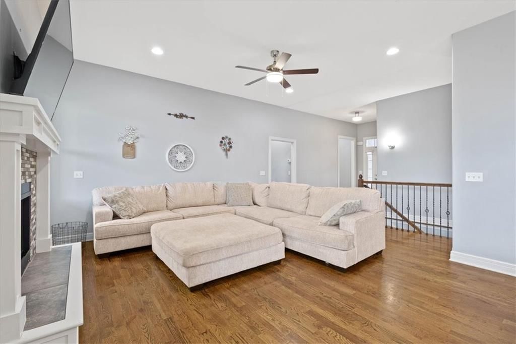 16746 Ruby Way — photo 6