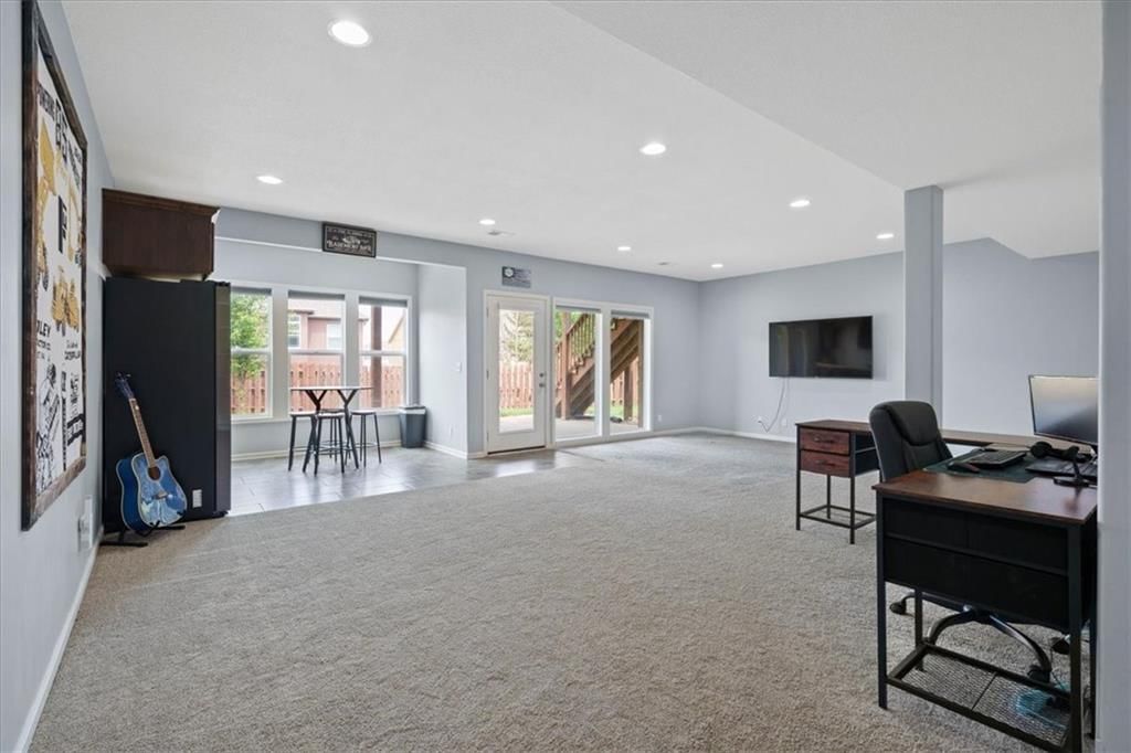 16746 Ruby Way — photo 19