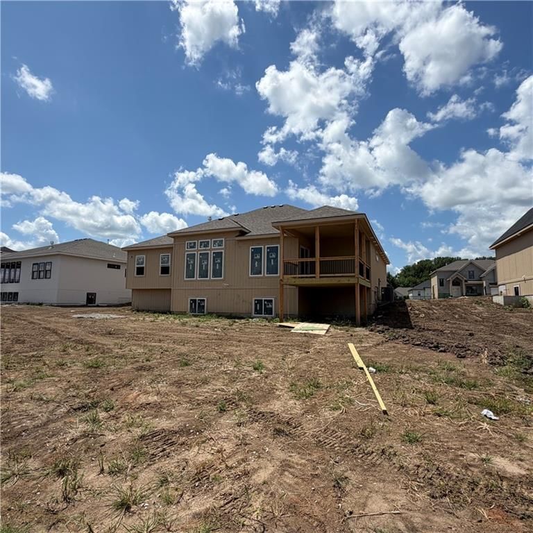 2339 Foxtail Drive — photo 3