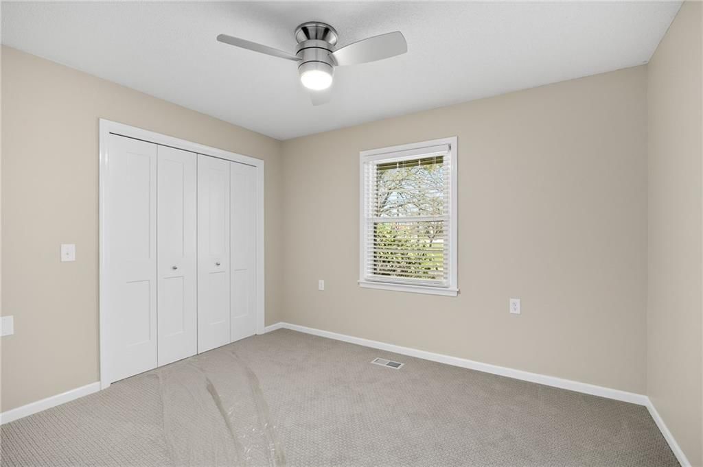 1800 Country Club Drive — photo 20