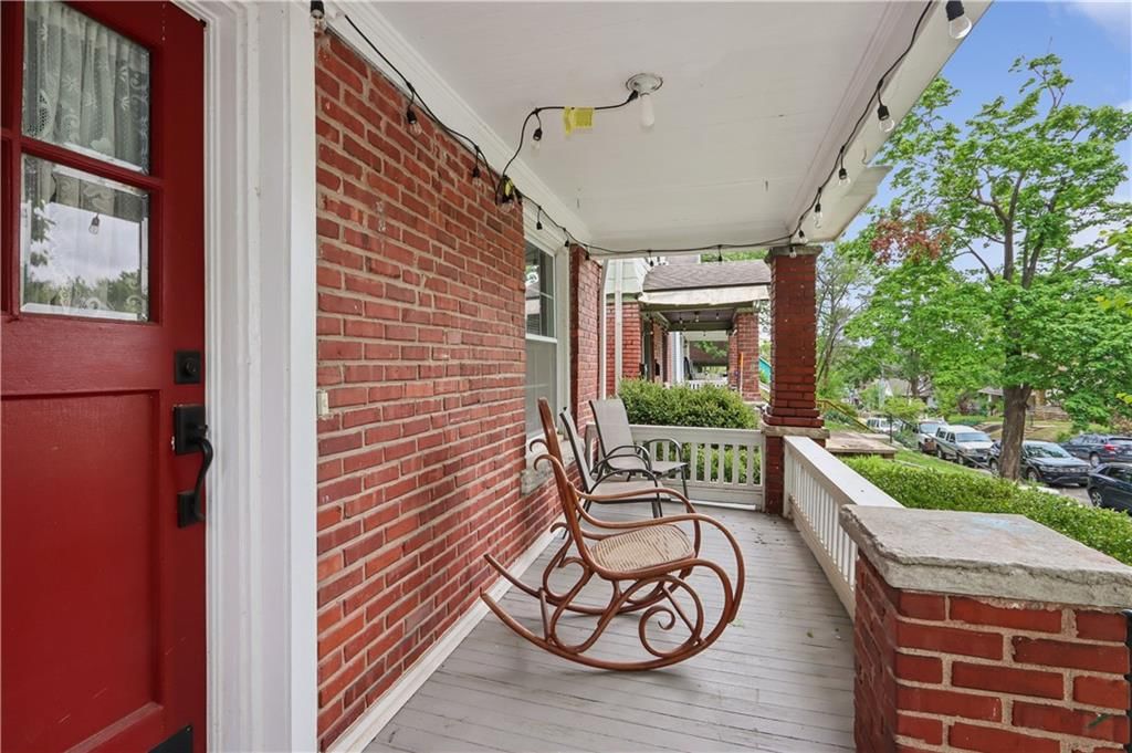 4125 Charlotte Street — photo 4
