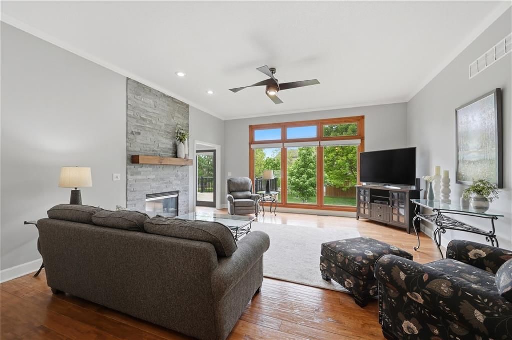 2905 SW Shrout Creek Drive — photo 4