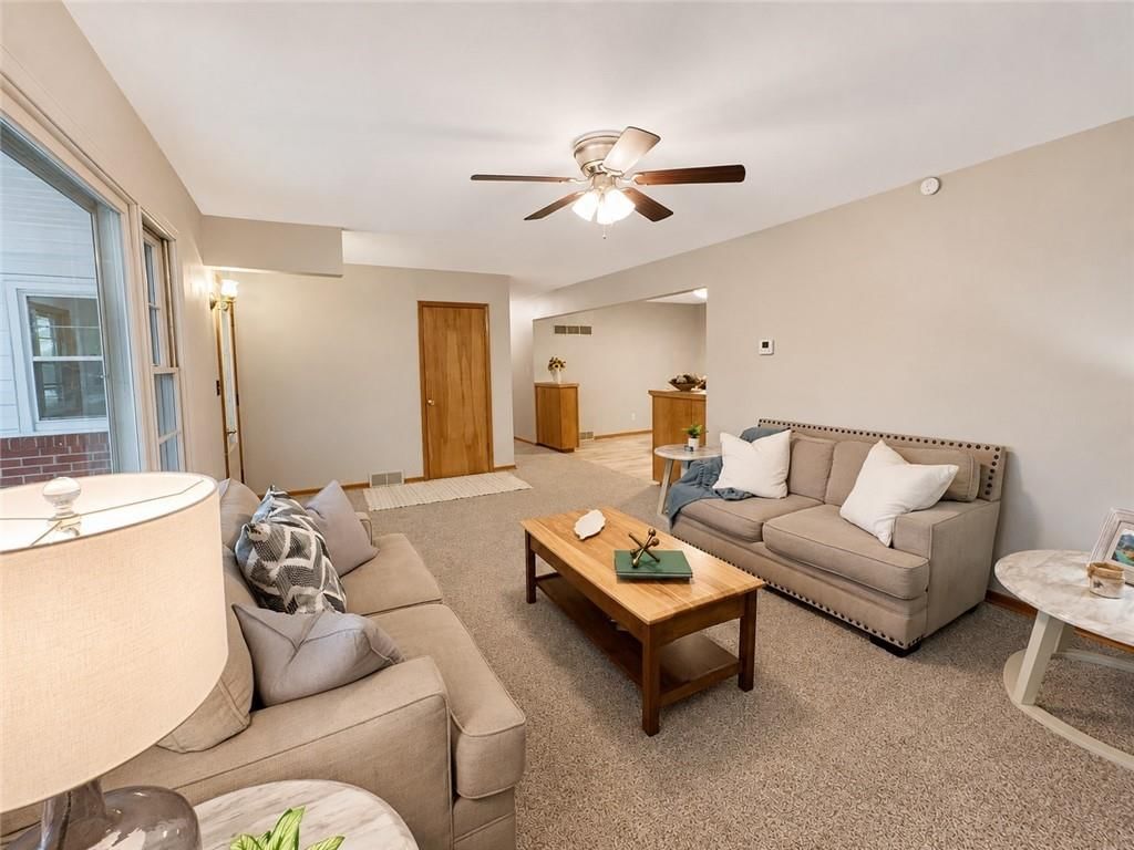 401 James Street — photo 17