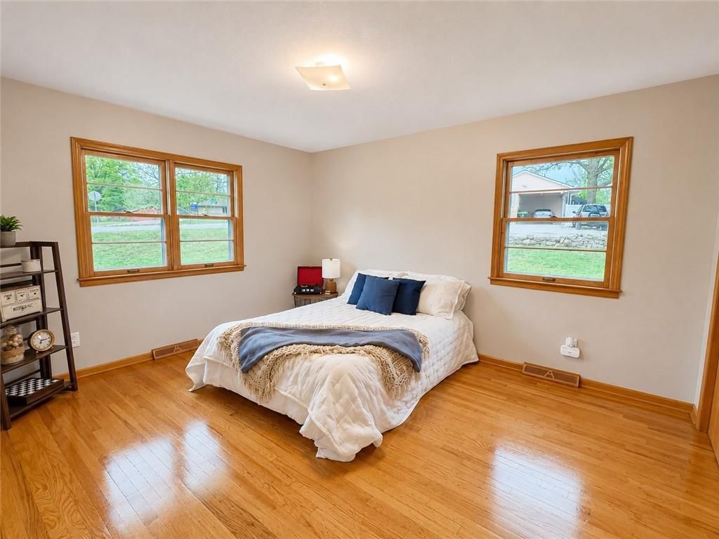 401 James Street — photo 19