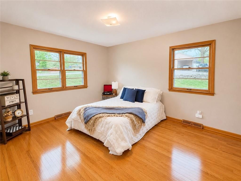 401 James Street — photo 21