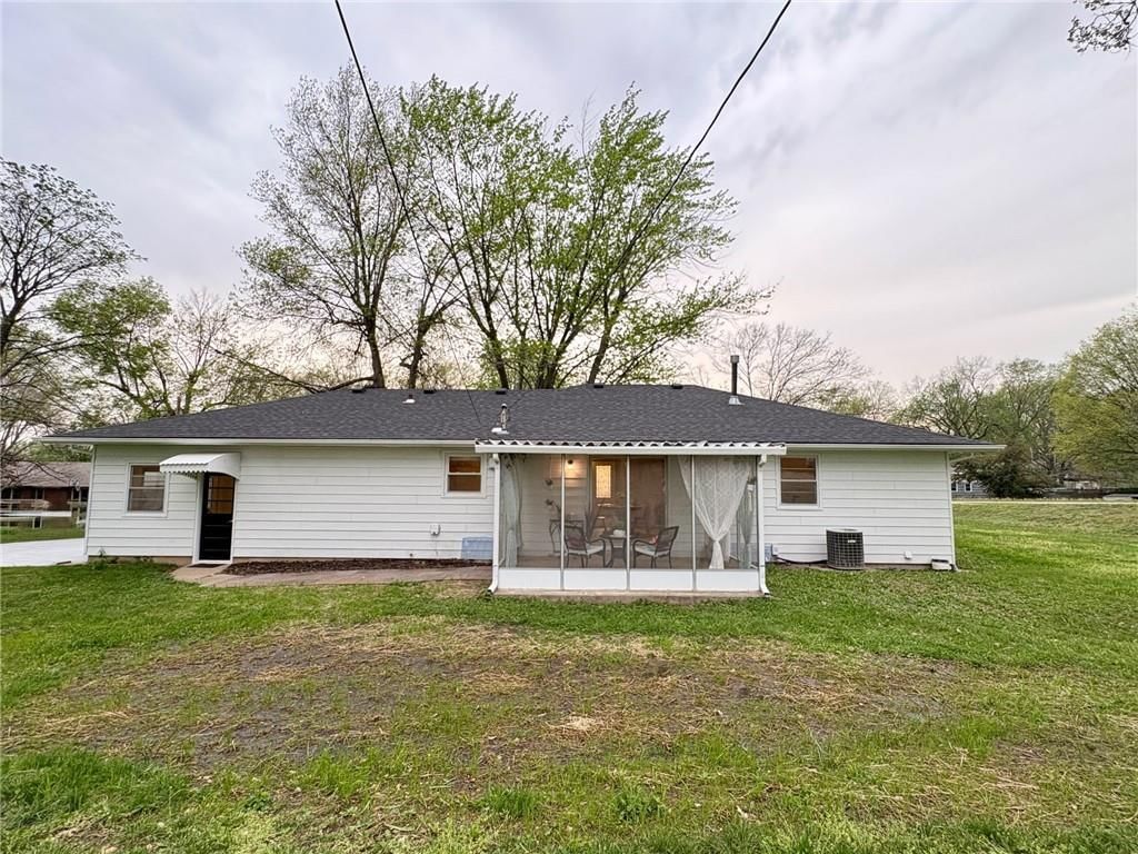 401 James Street — photo 39