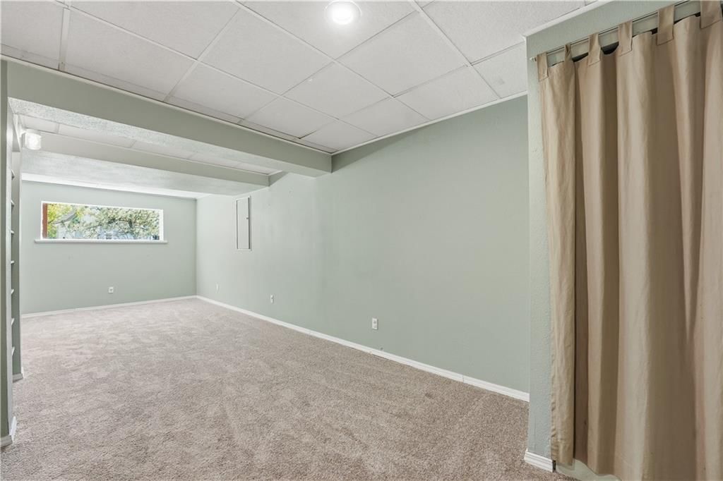 12129 Hardy Street — photo 46