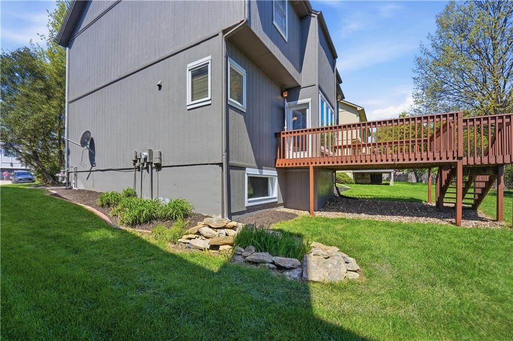 12129 Hardy Street — photo 58