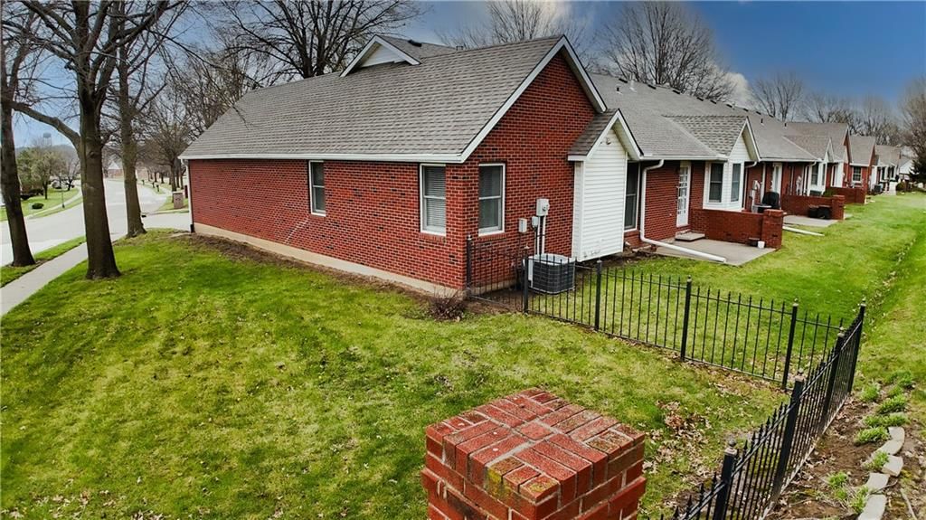 3902 Eastgate Drive — photo 18