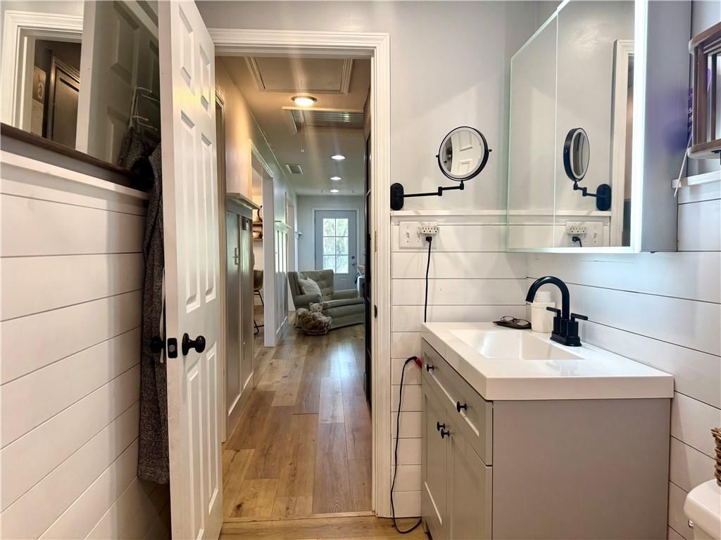 135 SE Mount Zion Road — photo 22