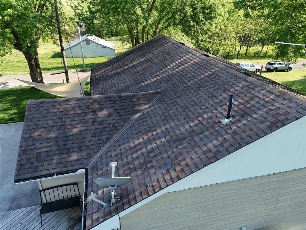 135 SE Mount Zion Road — photo 34