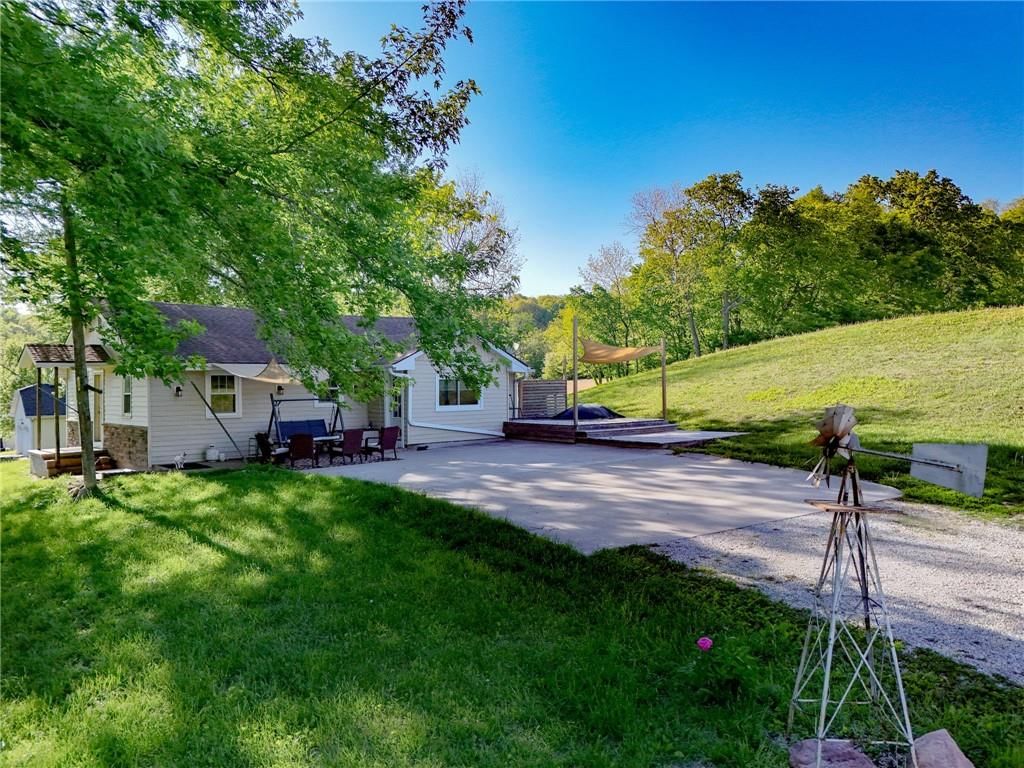 135 SE Mount Zion Road — photo 35