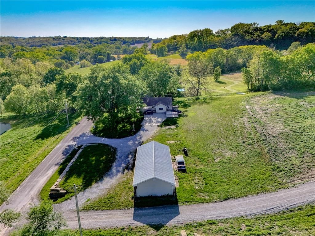 135 SE Mount Zion Road — photo 40