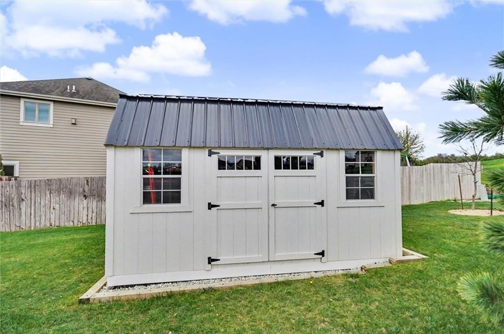 5818 Silverstone Drive — photo 42