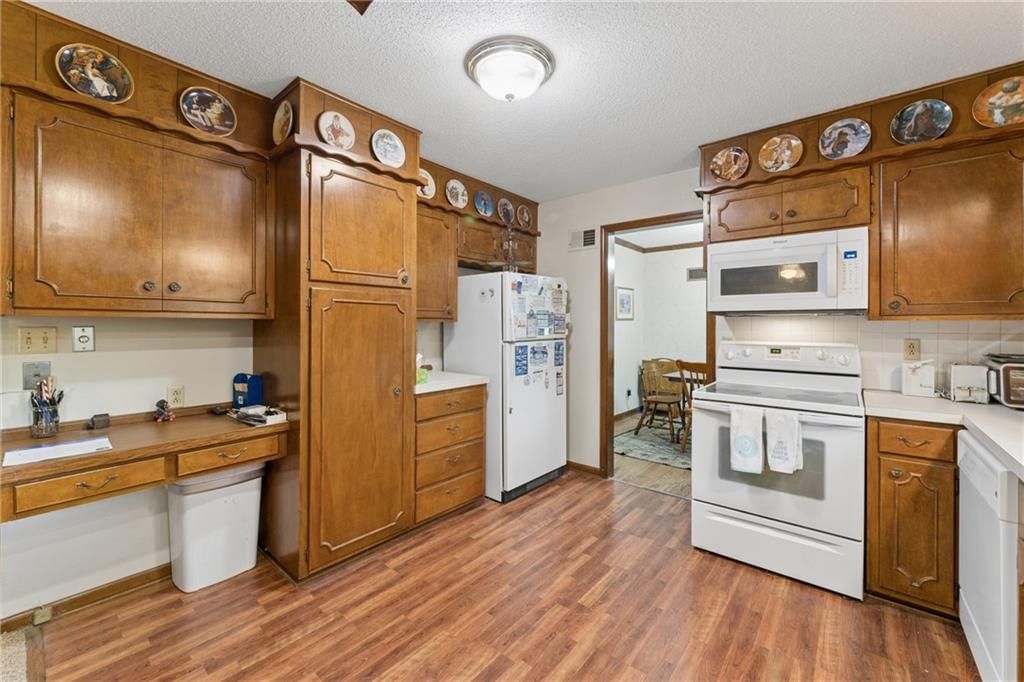 4728 Heintz Street — photo 14
