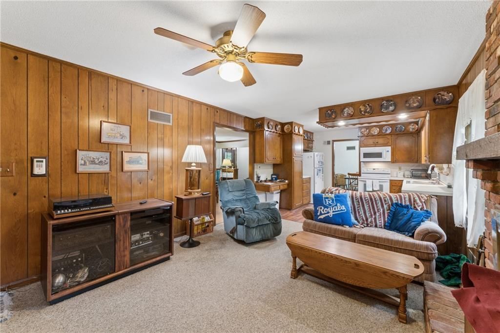 4728 Heintz Street — photo 18