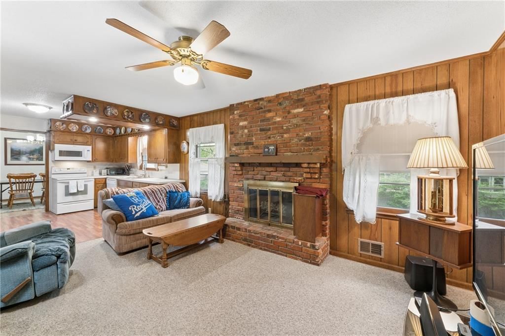 4728 Heintz Street — photo 32