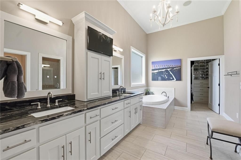 16421 Oakmont Street — photo 37