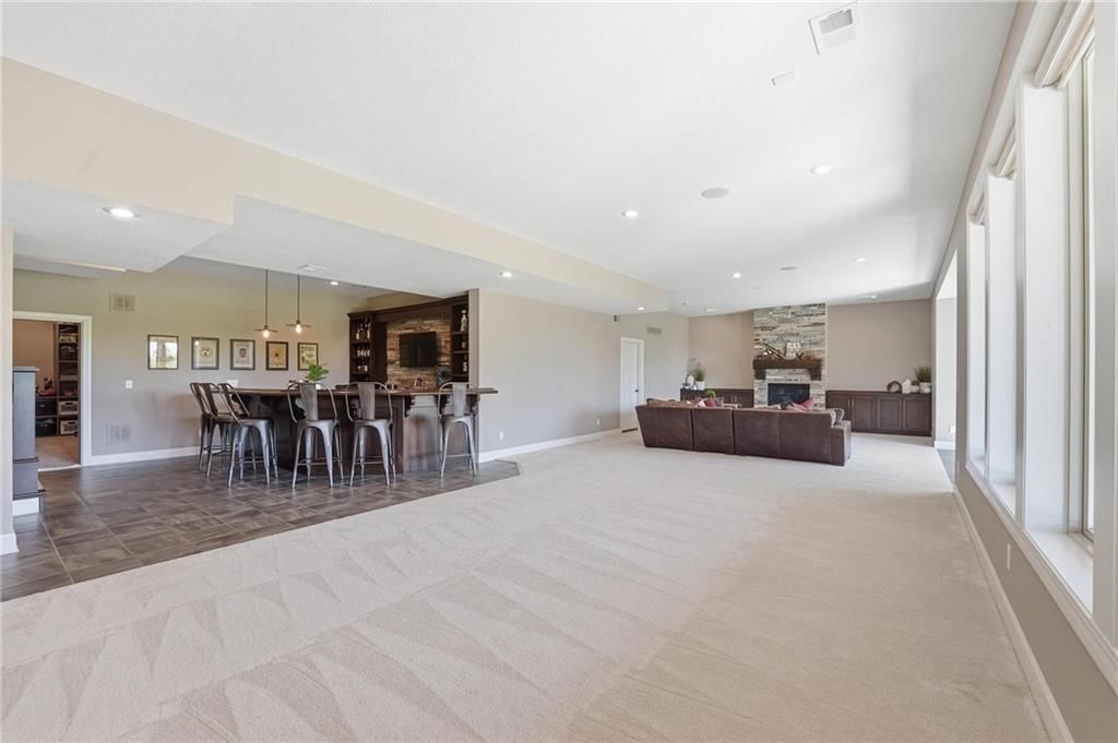 16421 Oakmont Street — photo 73