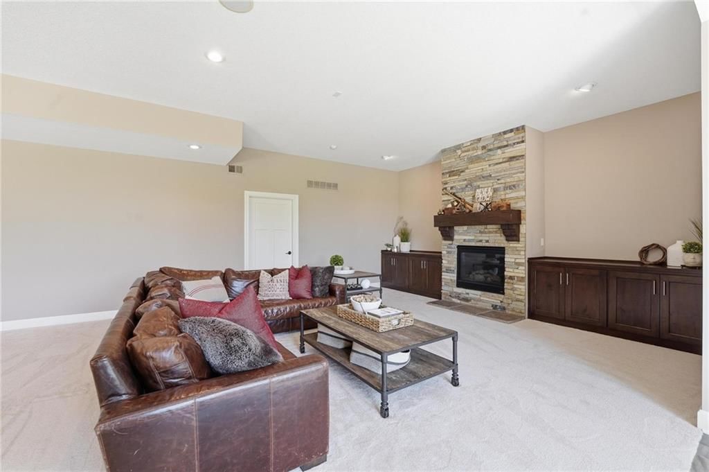 16421 Oakmont Street — photo 75