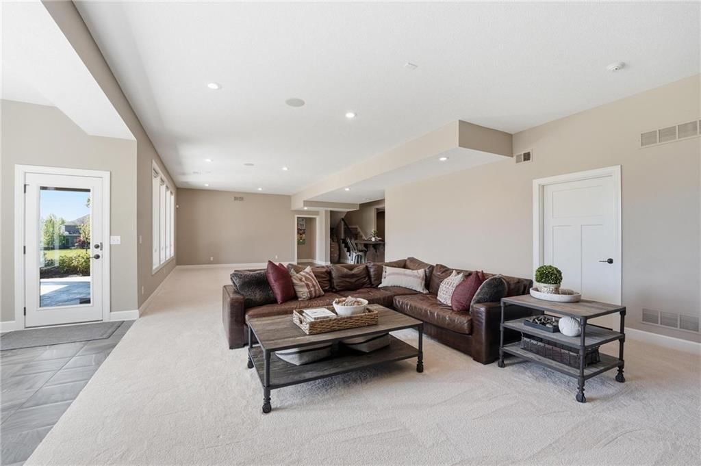 16421 Oakmont Street — photo 77