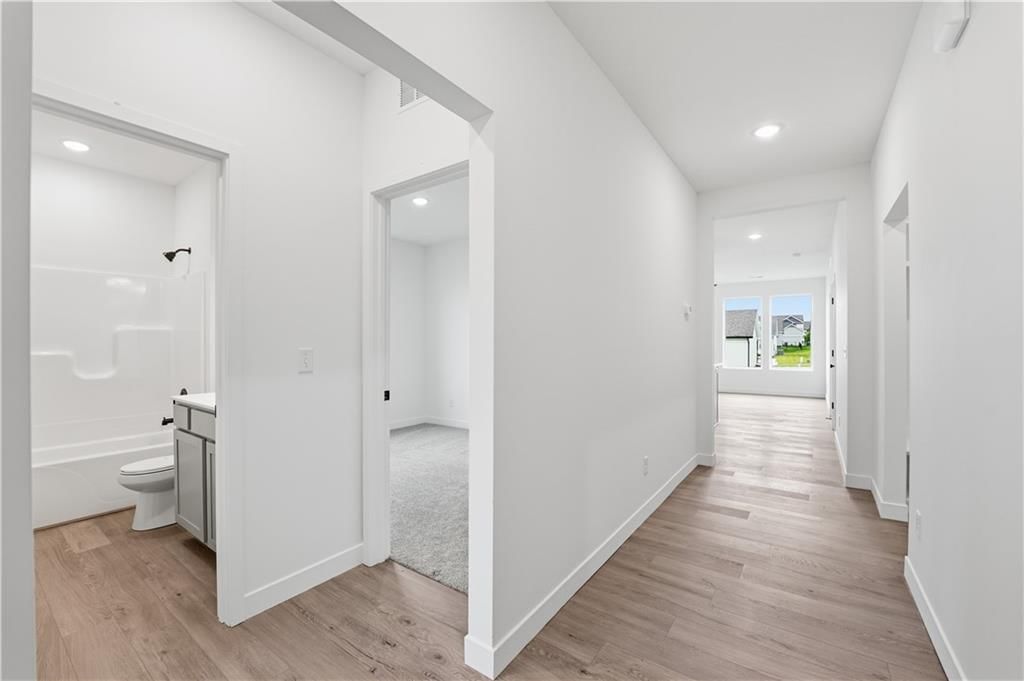12405 S Acacia Drive — photo 16