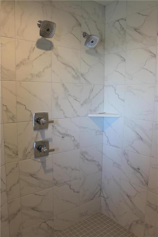 2259 W Elm Street — photo 14