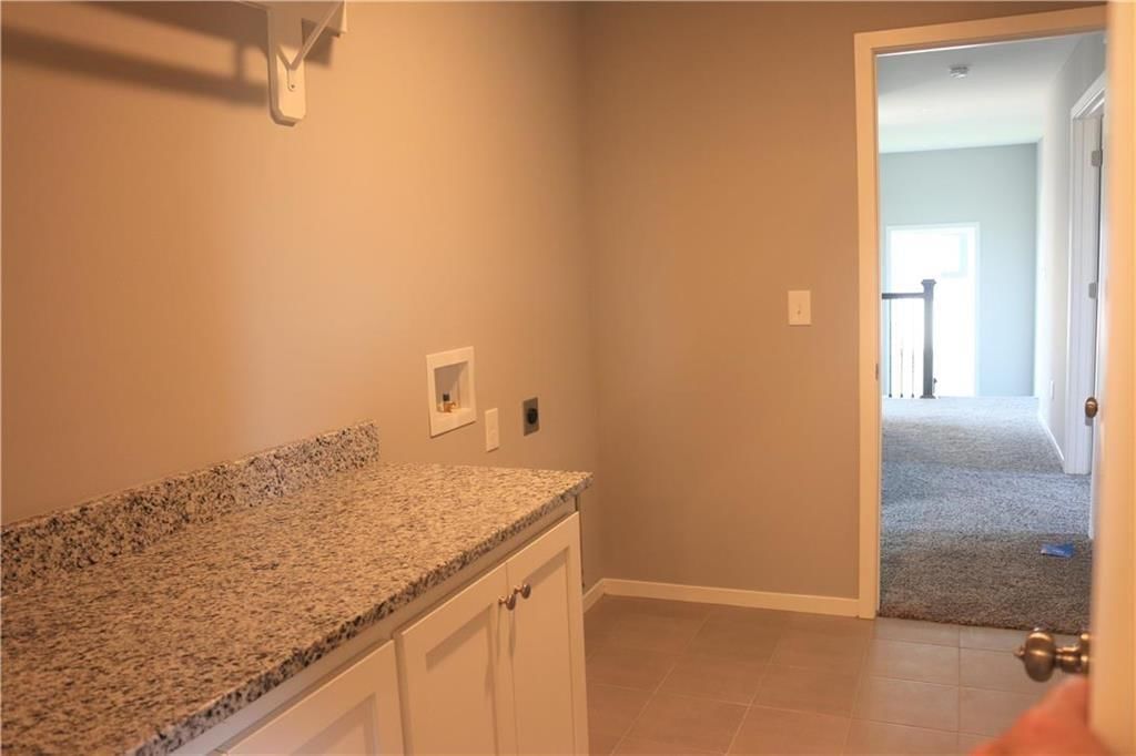 2259 W Elm Street — photo 18