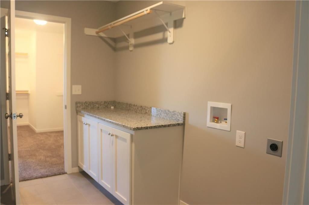 2259 W Elm Street — photo 19