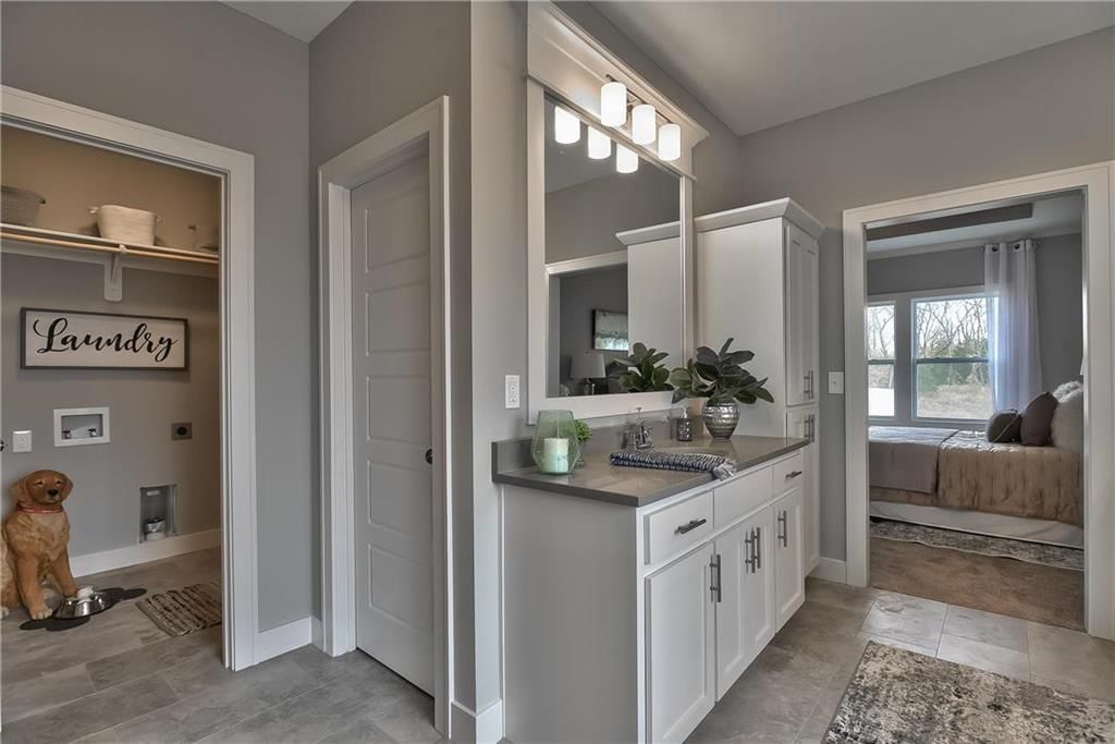 2284 Wabash Street — photo 36