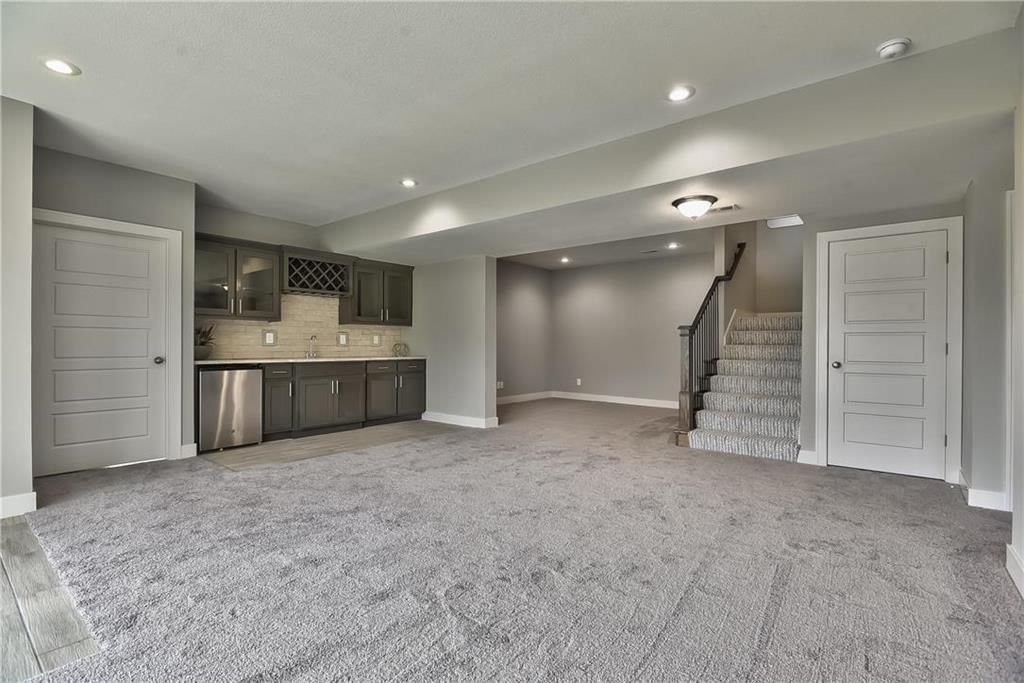 2284 Wabash Street — photo 41